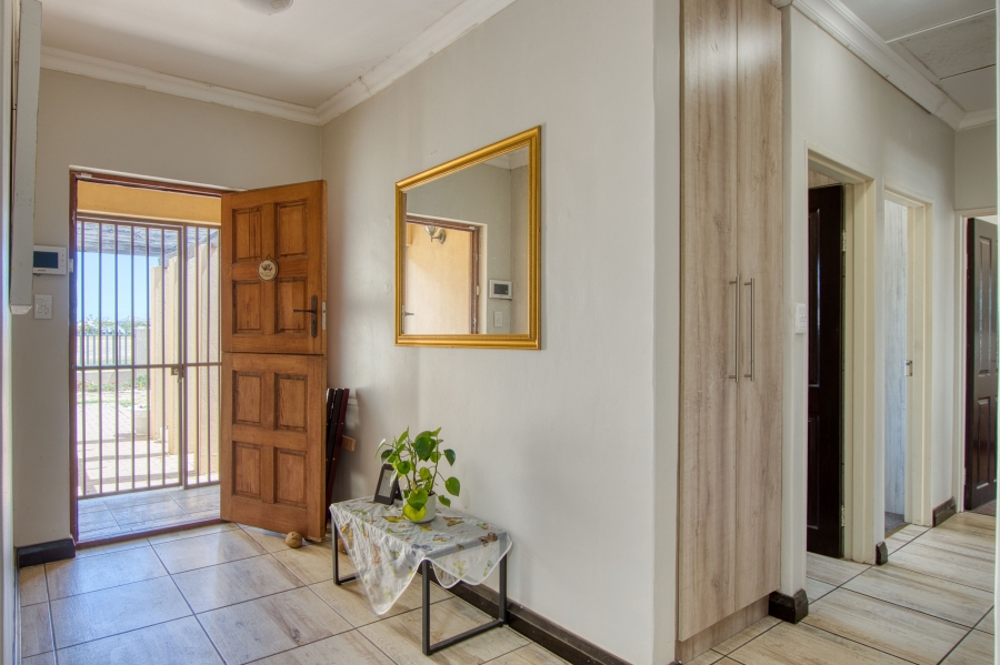 3 Bedroom Property for Sale in Fairview Golf Estate Western Cape